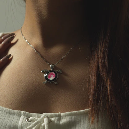 PINK SEA MOON LINK CHAIN